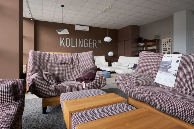 Prodejna nábytku Kolinger . souprava KOMBO